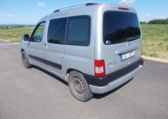 Citroën Berlingo 1,6 66KW KLIMA ,KOUP ČR nafta manuál 66 kw - 3