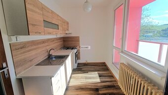 Na predaj 3-izbový byt s balkónom v tichej lokalite Kežmarku - 3