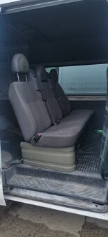 NOVA STK a EK 2227€ Ford Transit 2.4TDCi 64kW 6miest 6 miest - 3
