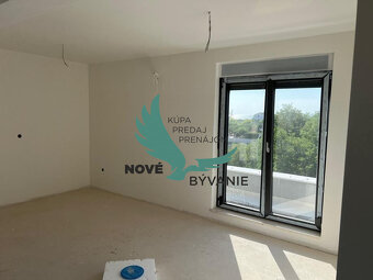 Chorvátsko-Na predaj apartmán so strešnou terasou a bazénom  - 3