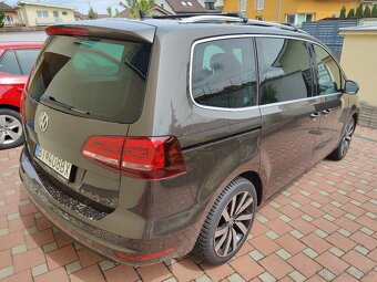 Volkswagen Sharan 2.0TDI 220k Highline DSG 7 miestny - 3