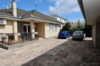 4 izbový rodinný dom so zariadením, pozemok 1174 m2 - 3