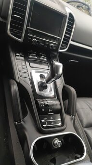 Porsche cayenne 2011-2013 - 3