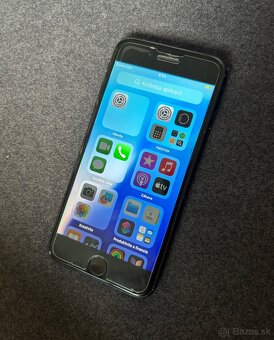 iPhone SE 2020 64GB - 100% batéria - 3