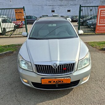 Škoda Octavia Combi 2.0 TDI Elegance facelift " RS " - 3