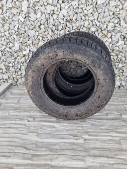 225/70R16 - 3
