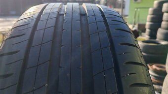Letné pneu 225/50 R18 --- DUNLOP - 3
