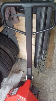 Paletovy vozík 3000kg - 3