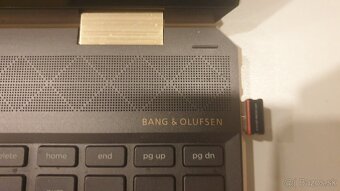 Predám:: HP Spectre x360 15" i7 4K UHD GTX top stav - 3