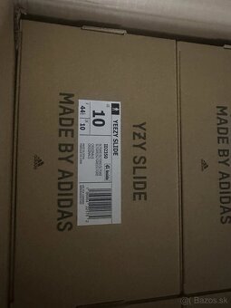 ADIDAS Yeezy Slides GREY - SLAPKY - 3