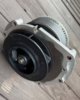 Vodní pumpa, vodní čerpadlo MAN TGX, TGS Euro 6 - 3