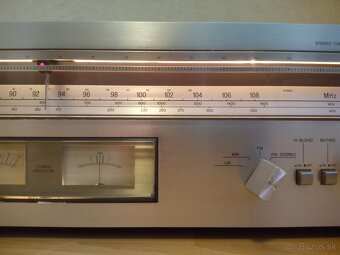 AIWA Stereo Tuner 9300 - 3