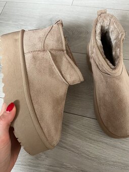 Dámske UGG čižmy - 3