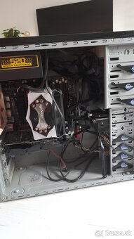 i5-3570K + Nvidia GTX 1060 3gb + 16GB RAM - 3