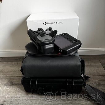 DJI Mavic 3 CINE Fly More Combo - 3