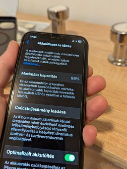 Predam iPhone 11 64gb - 3