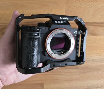 Sony a7 RIII + PeakDesign Slide - 3