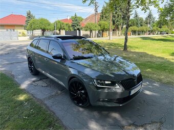 Škoda Superb 2.0 TDI Sportline DSG - 3