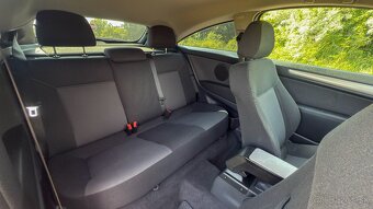 Opel Astra GTC 1.4 benzín - 3
