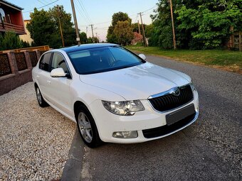Škoda Superb 2.0 TDI 2012 - 3