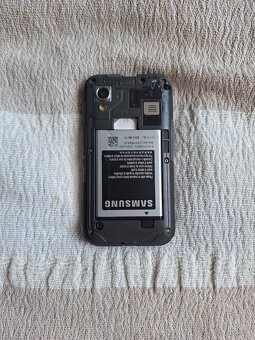 Samsung galaxy ACE la fleur edícia plne funkčný - 3