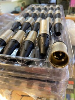 XLR JACK KONEKTOR 2.50 EUR - 3