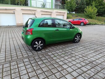 TOYOTA YARIS 1,0 BENZÍN, 51KW, 2008, PÔVODNÝ LAK - 3