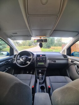 Volkswagen touran - 3