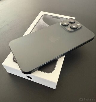 iPhone 15Pro Max 256GB Black Titanium - 3