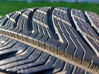 225/45 r19 zimne pneumatiky - 3