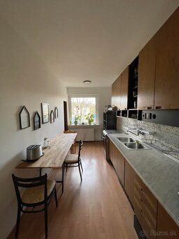 Prenajom domu Kosice, Jantarove nam. - 3