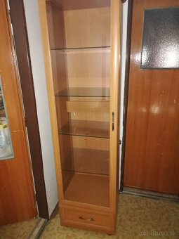 Predám obývaciu stenu – zachovalá, funkčná - 3