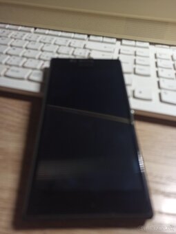 Predám mobilný telefón Sony Xperia M2 - 3