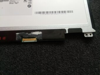 predám 13.3" LED SLIM displej z notebooku B133XTN01 - 3