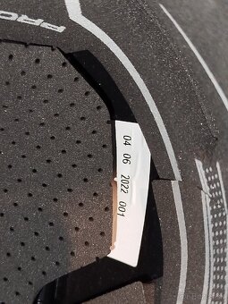 hokejová prilba - 3