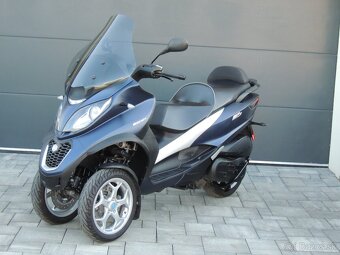 PIAGGIO MP3 500 HPE 2019 ABS ASR ,,B" vodičák - 3