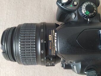 Nikon D40 + AFS Nikkor 18-55 - 3