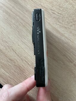 Sony Ericsson W810i - 3