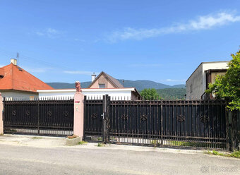 ❗️RODINNÝ DOM NA PREDAJ S KRÁSNYM POZEMKOM -NITRICA, okres - 3