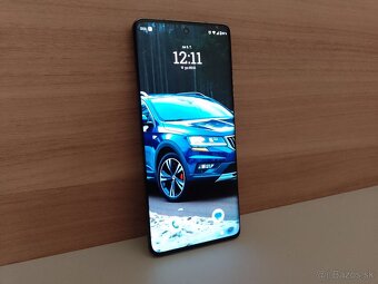 Motorola Edge 40 - 3