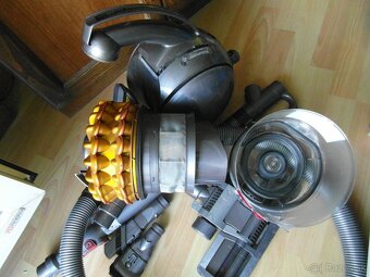 DYSON DC52 ALLERGY - 3