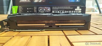 Asus ROG-STRIX-RTX3070-O8G-GAMING - 3