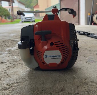Krovinorez Husqvarna 525RX - 3