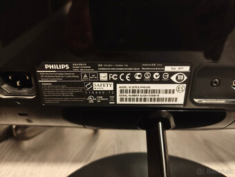 Predam starsi monitor Philips - 3