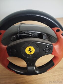 Thrustmaster Ferrari racing wheel red legend edition - 3