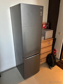 Predam kombinovanu chladnicku s mraznickou LG - 3