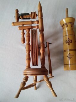 drevený kolovrátok, maselník, možiar - 3