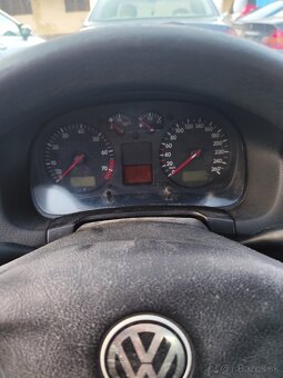 Golf 4 1.6 benzin 77kw - 3