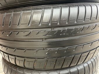 Dunlop 225/45/17 - 3