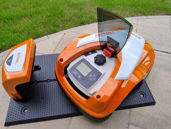 Robotická kosačka STIHL RMI 422 - 3